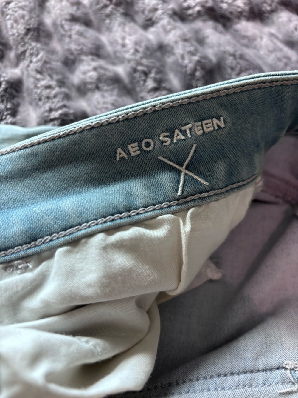 American Eagle Outfitters Light Blue Ripped Women's Jeggings Size 8 short - Picture 9 of 9